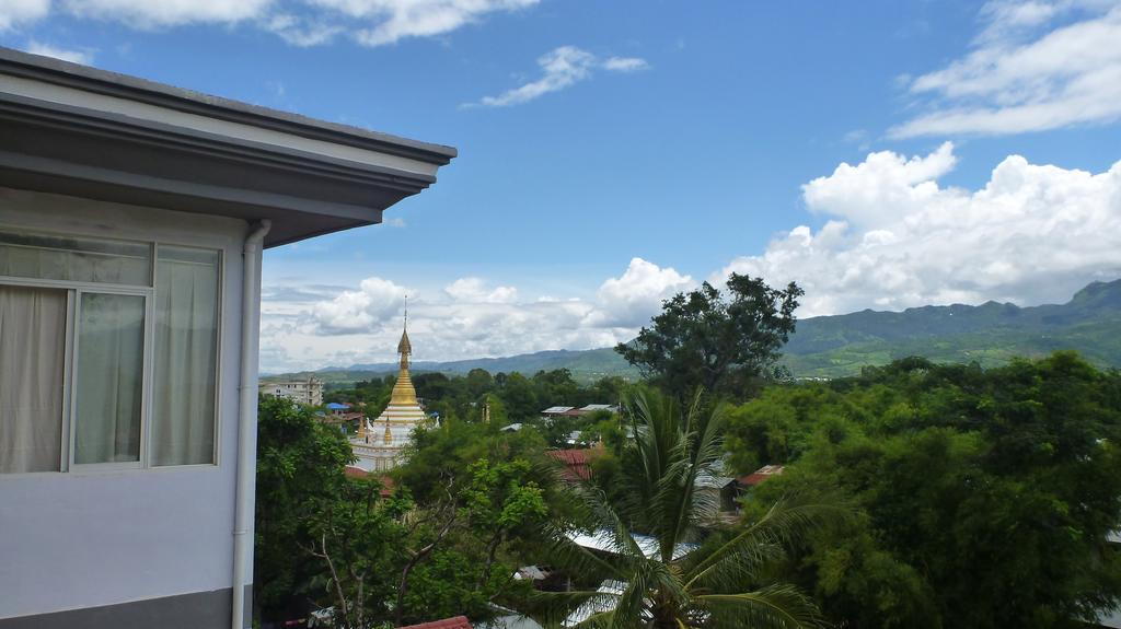 Golden Lotus Inle Hotel Nyaungshwe Township Exterior photo