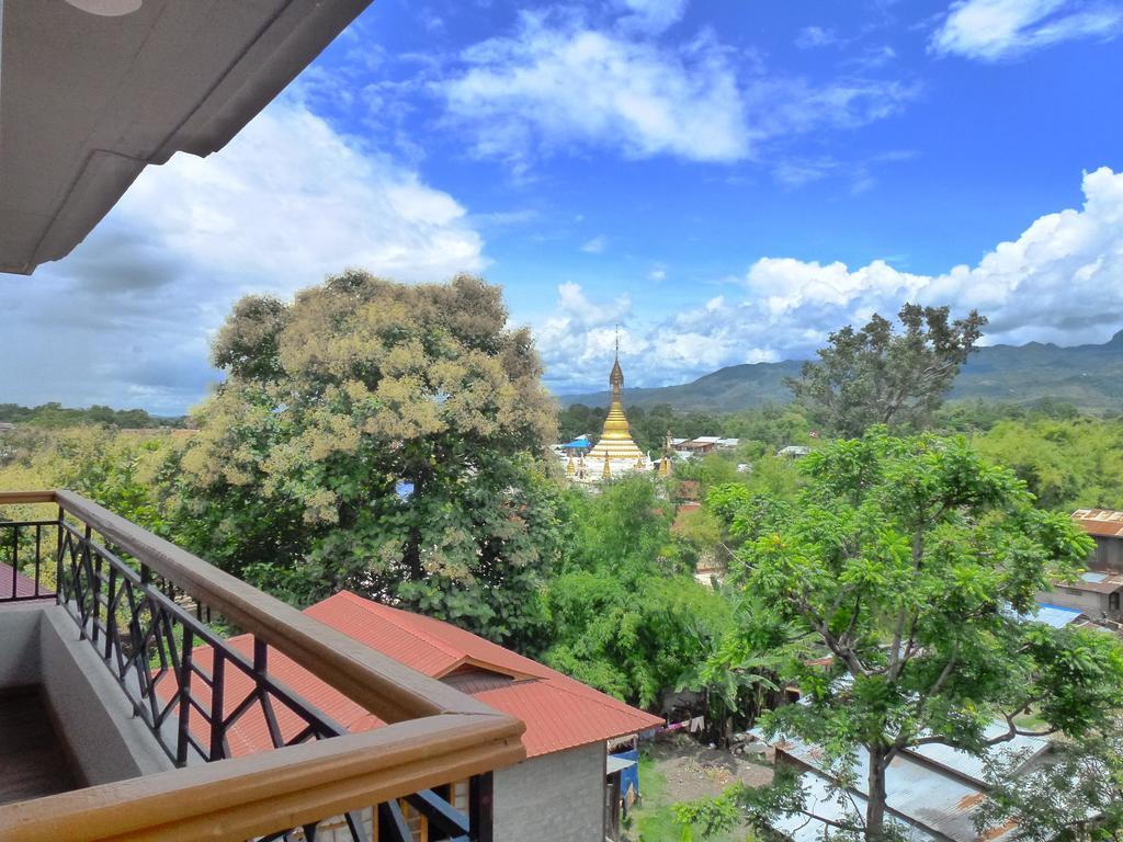 Golden Lotus Inle Hotel Nyaungshwe Township Exterior photo