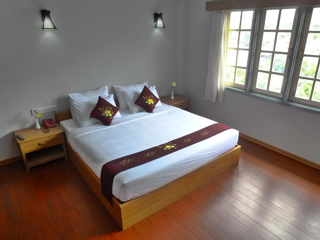 Golden Lotus Inle Hotel Nyaungshwe Township Exterior photo